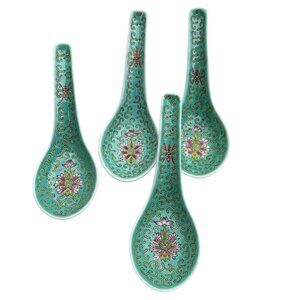 Set Of 4 Chinese Porcelain Soup Spoons With Floral Design In Green & Pink